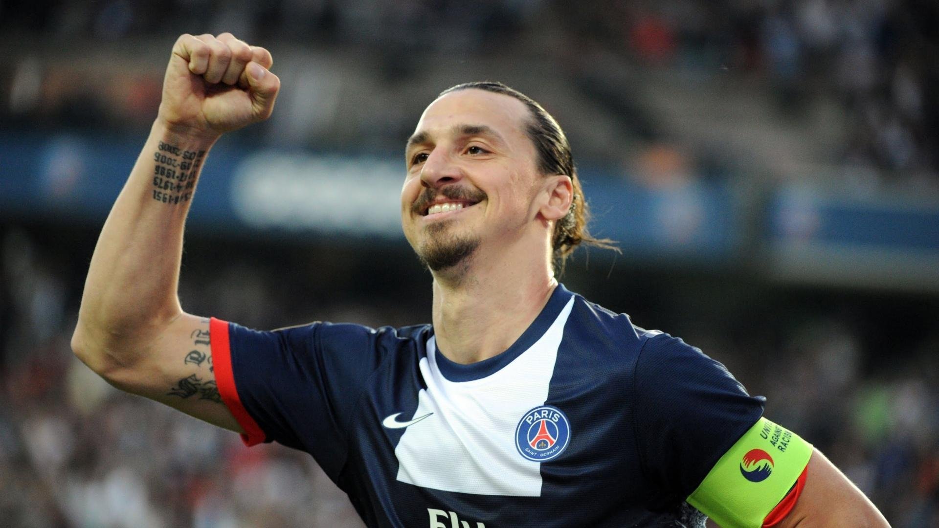 皇马高价签约年轻新星，开启“新皇马时代”，皇马新引进的球员